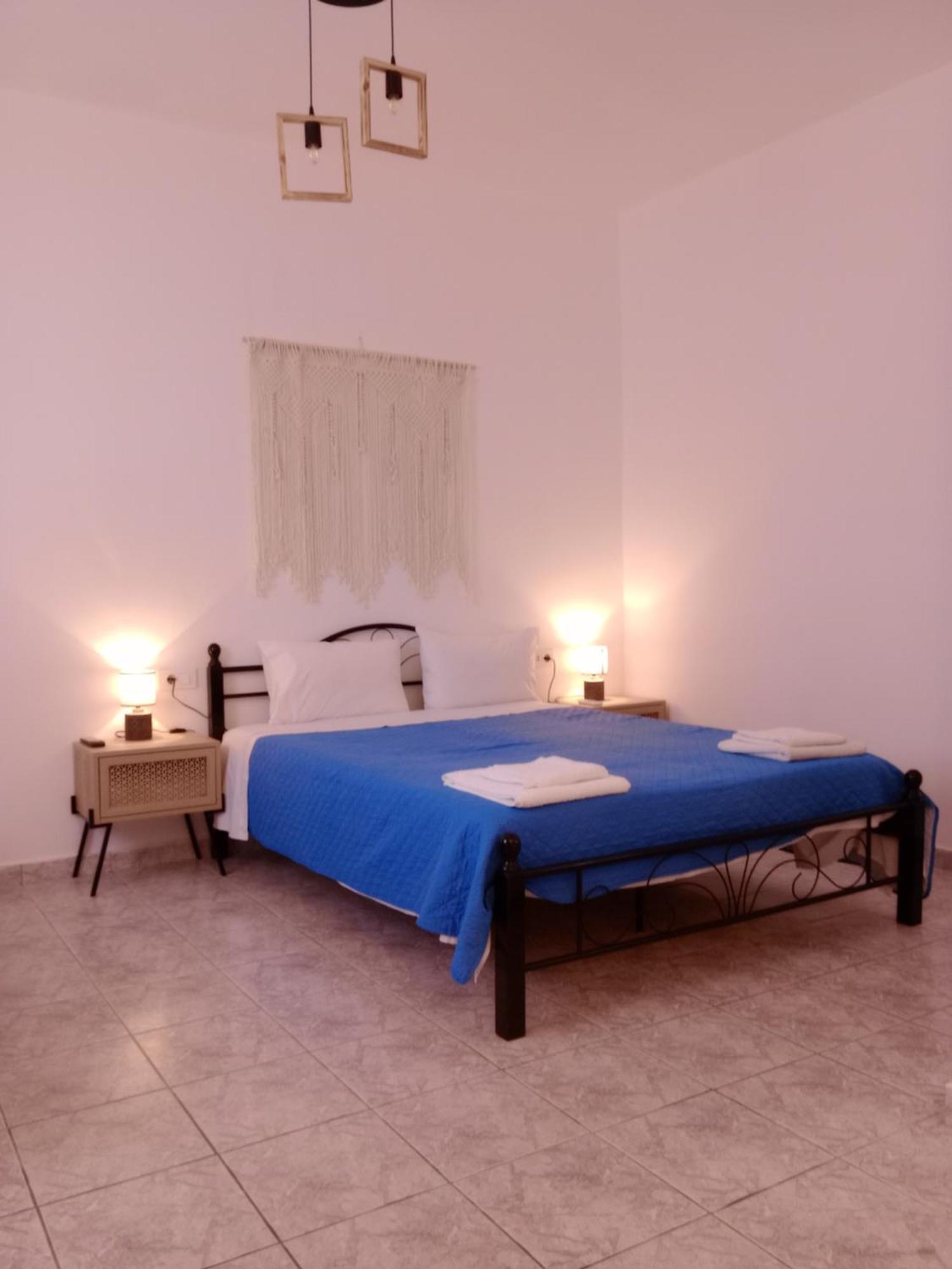 Meltemi Rooms And Studios 阿纳菲 外观 照片