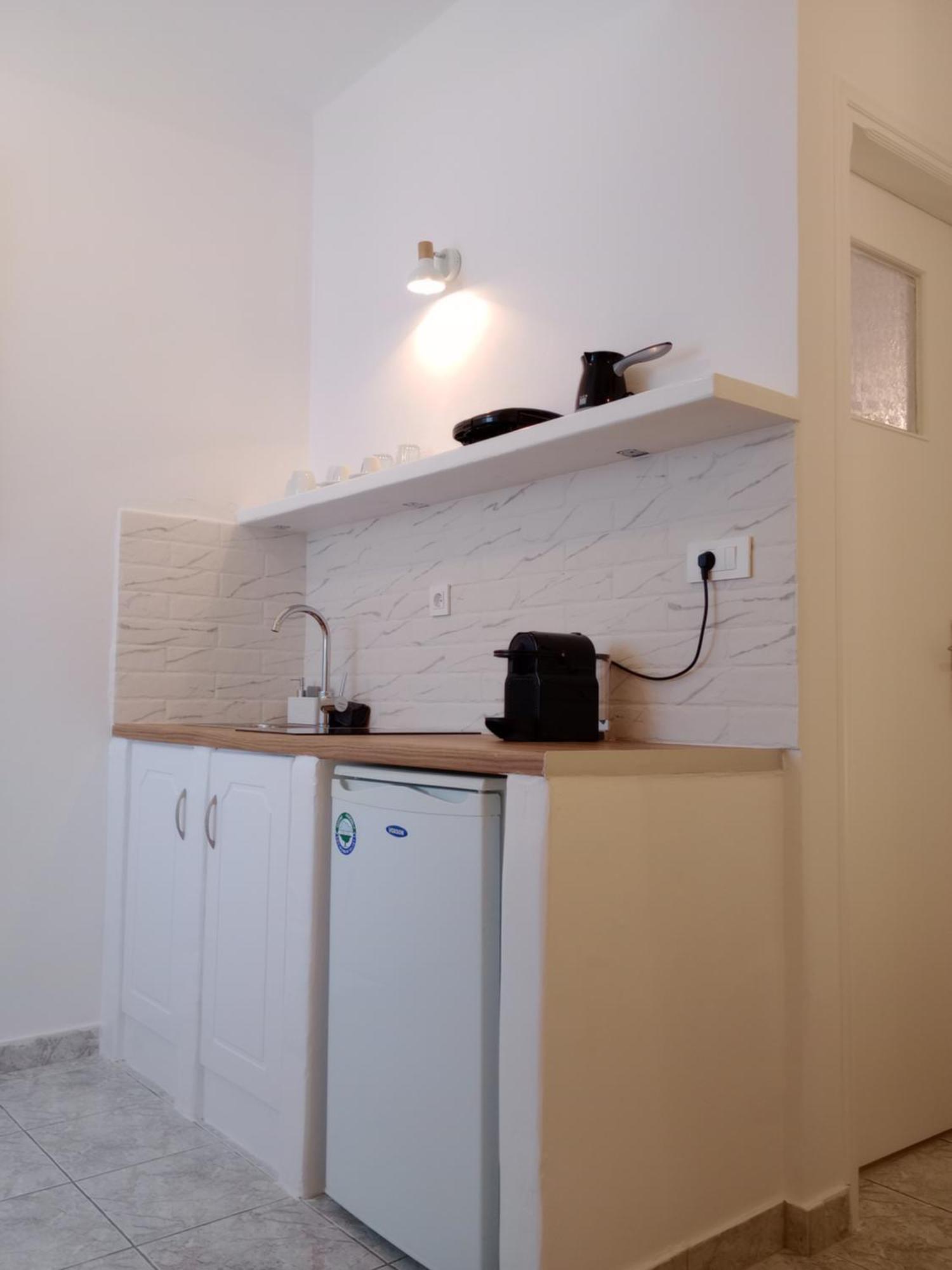 Meltemi Rooms And Studios 阿纳菲 外观 照片