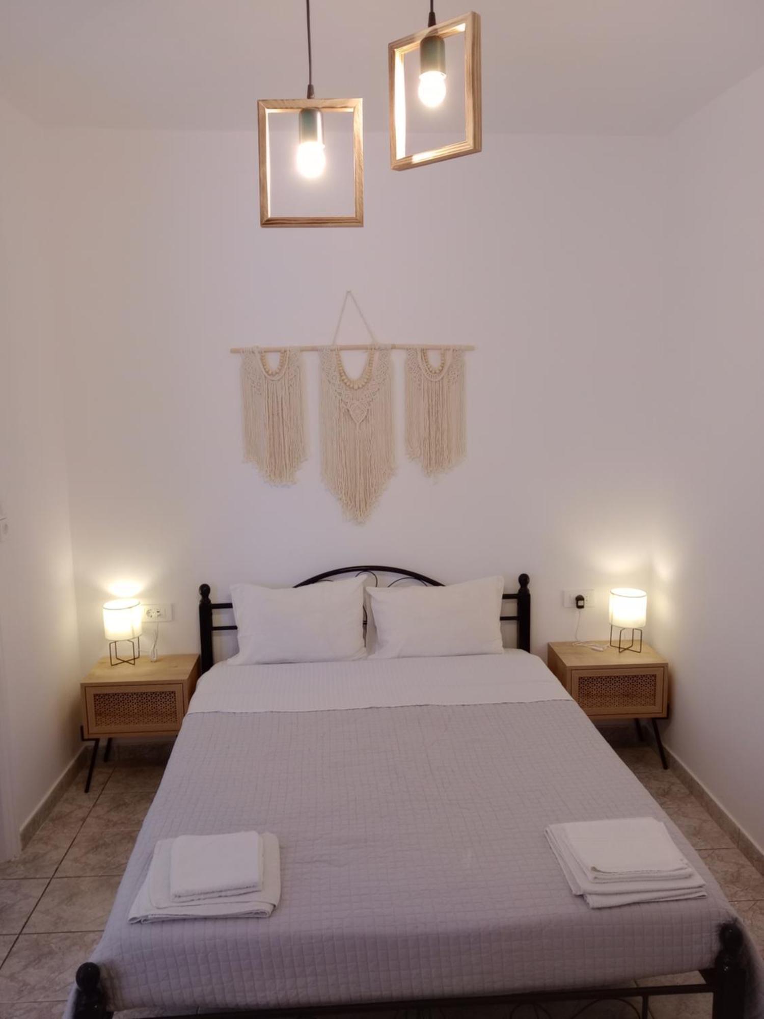 Meltemi Rooms And Studios 阿纳菲 外观 照片