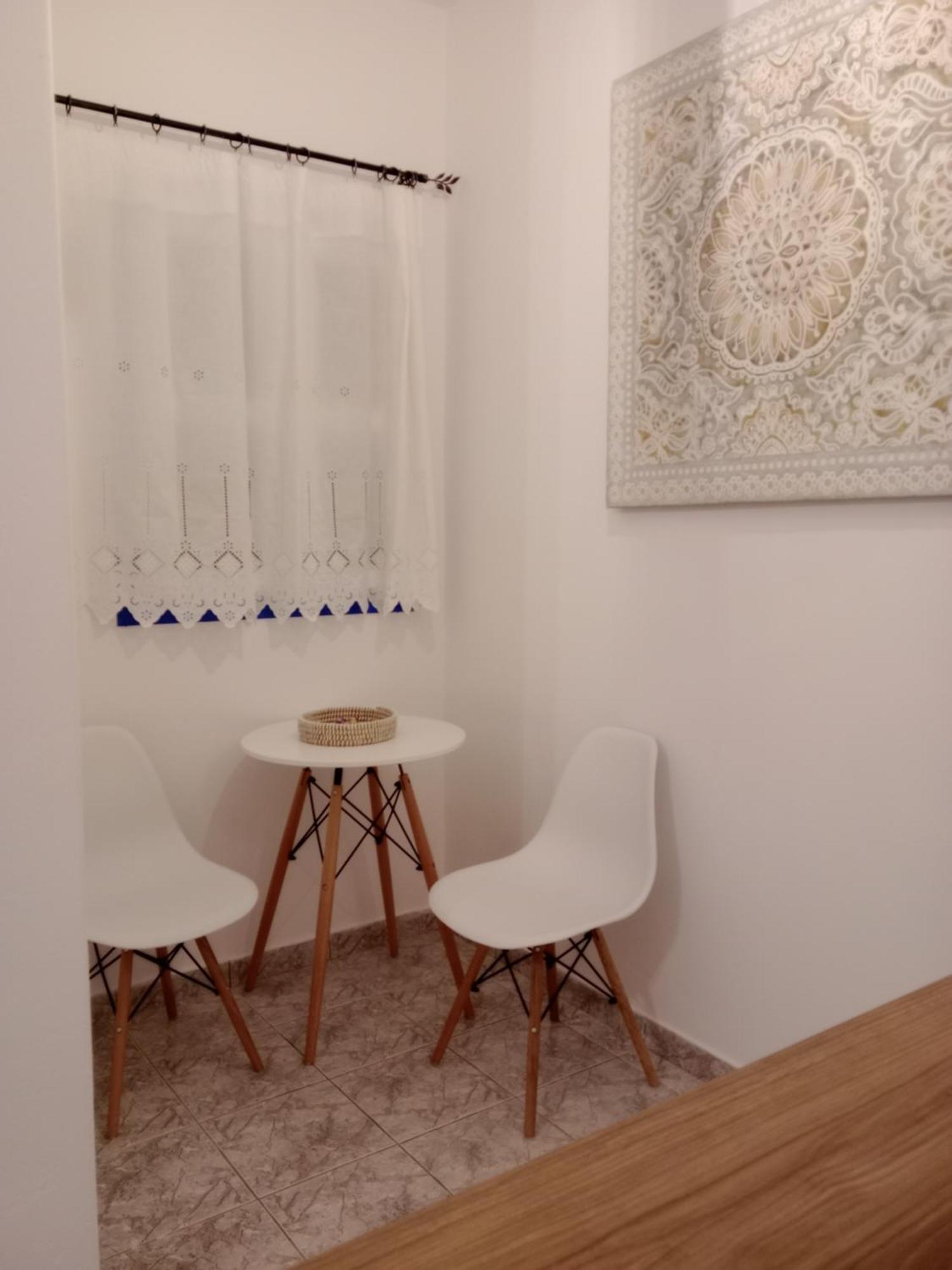 Meltemi Rooms And Studios 阿纳菲 外观 照片